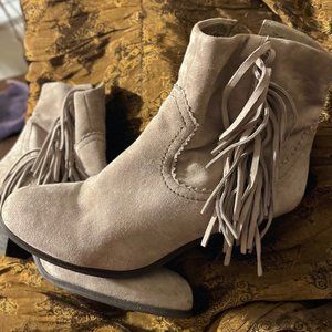 Sam Edelman Louie tan suede fringe booties Size 7.5